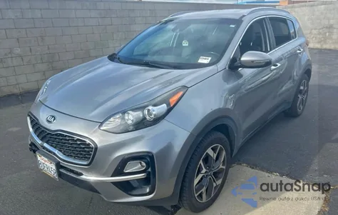 2021 Kia Sportage Ex z USA, uszkodzony, nr VIN KNDPNCAC3M7910815